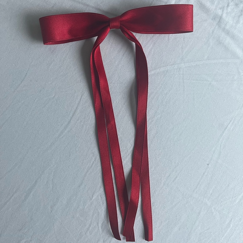 Hair bow - red